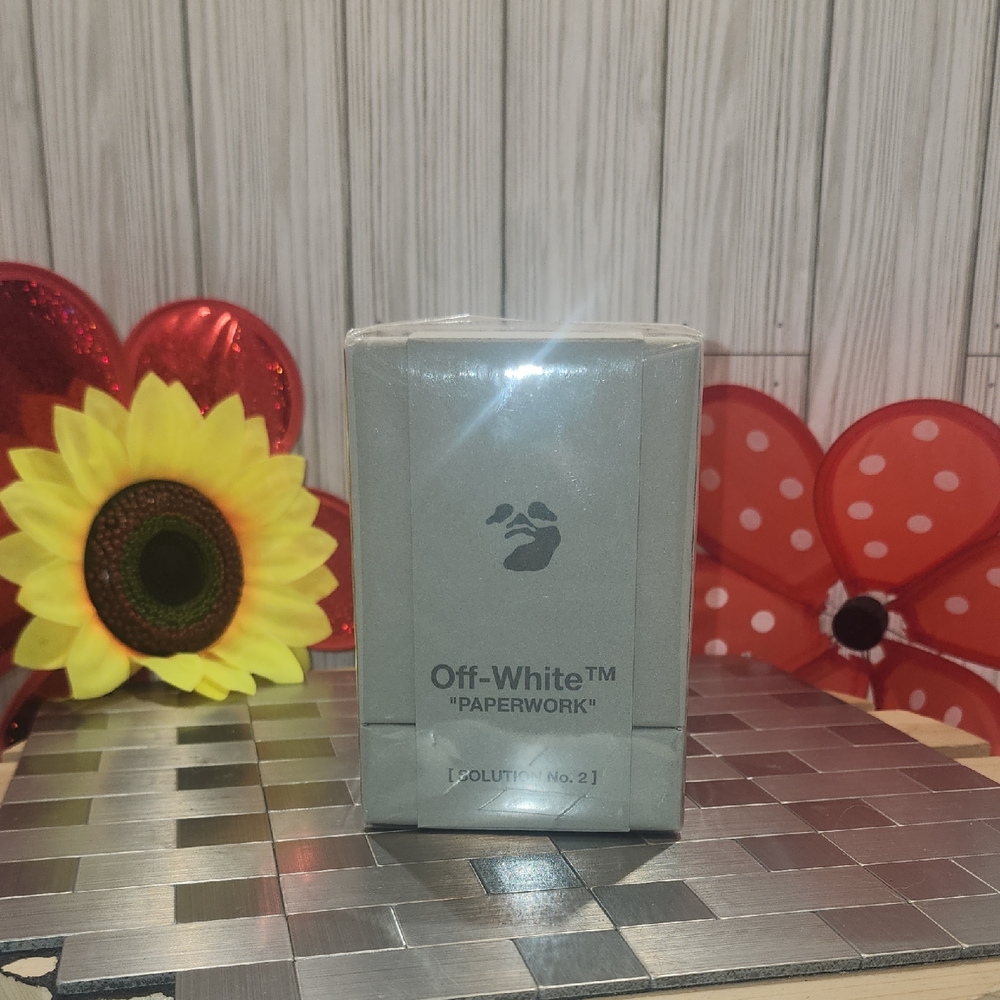 Off-White‎ Paperwork Solution No 2 Eau De Pafum Fragrance in Gray